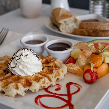 Chez Truchon Bistro-Auberge La Malbaie Bagian luar foto