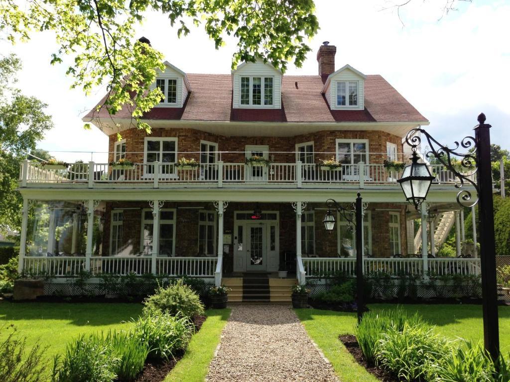 Chez Truchon Bistro-Auberge La Malbaie Bagian luar foto