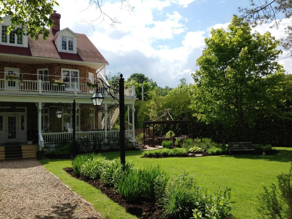 Chez Truchon Bistro-Auberge La Malbaie Bagian luar foto
