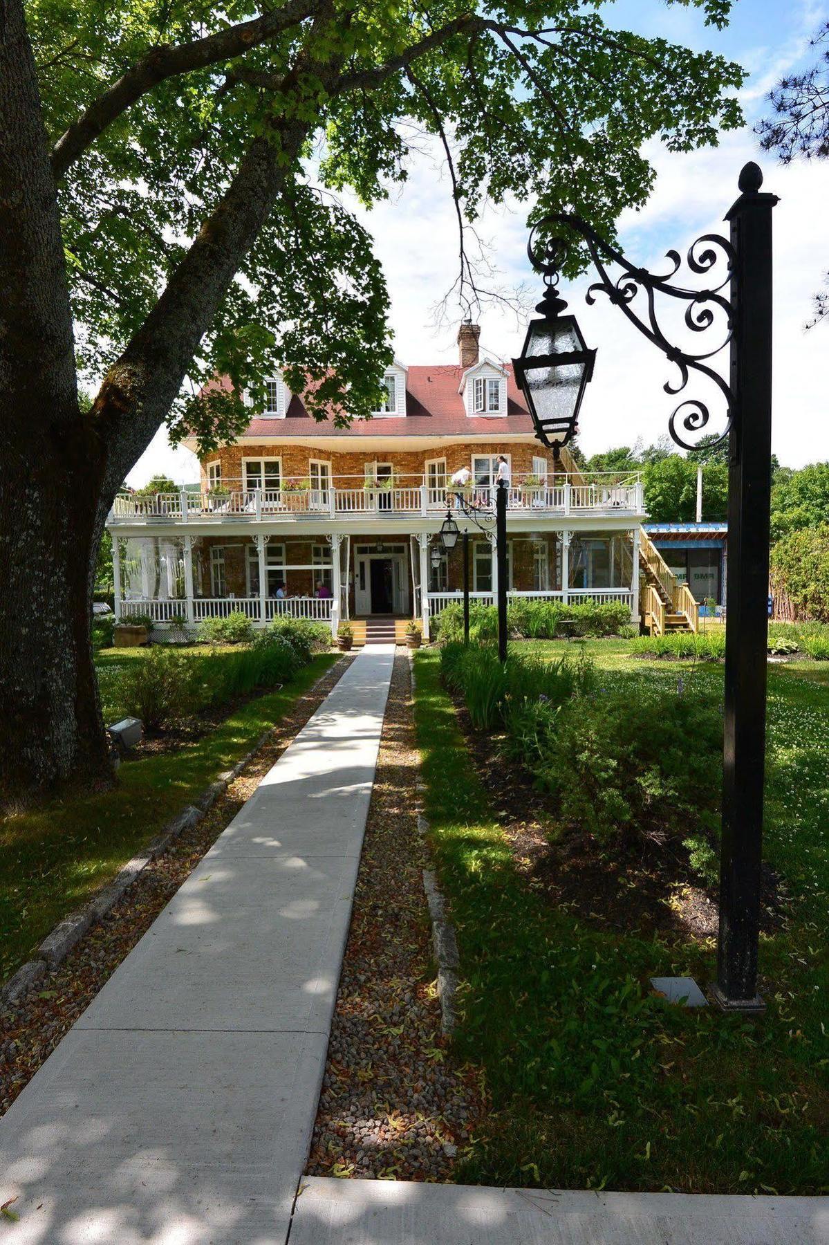 Chez Truchon Bistro-Auberge La Malbaie Bagian luar foto